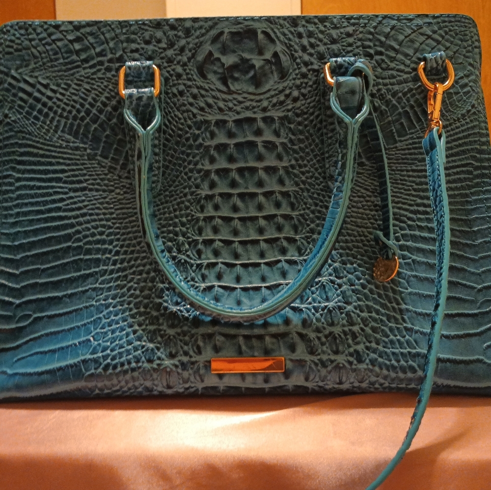 Shein blue faux gator tote